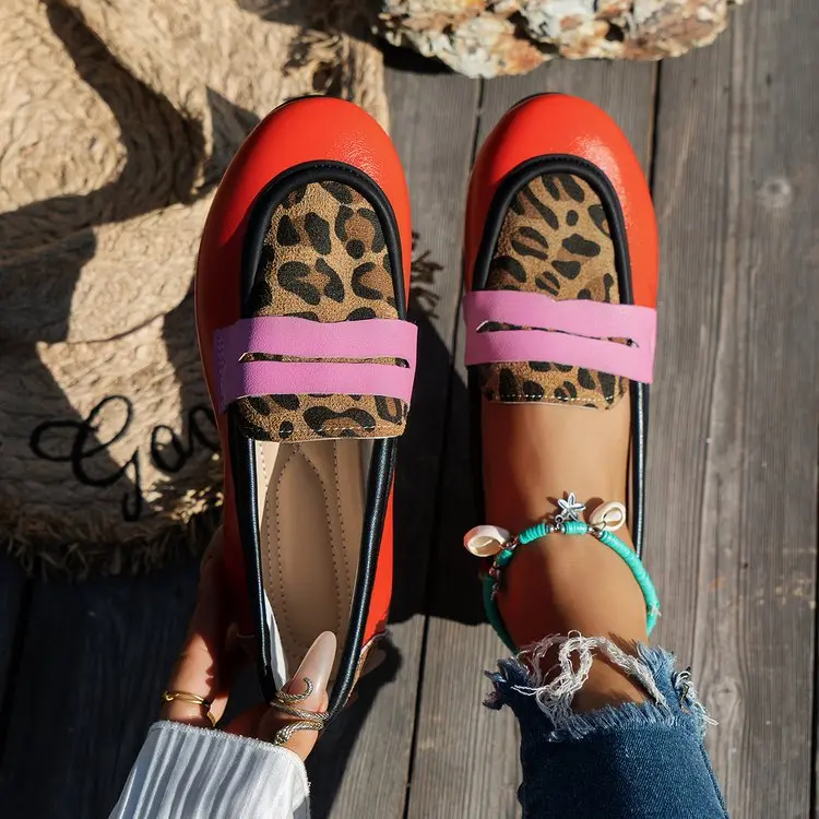 Women Flat Bottomed Casual Loafers For Women 2025 New Large Leopard Print Spliced Foreign Trade Bean Shoes