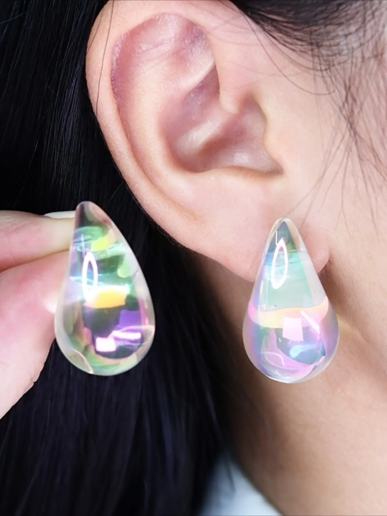 Aurora Iridescent Transparent Teardrop Stud Earrings,  Resin Water Drop Earrings, Kawaii Aesthetic Rainbow Shine Drop Ear Jewelry, Minimalist Y2K Women Daily Party Earrings Gift