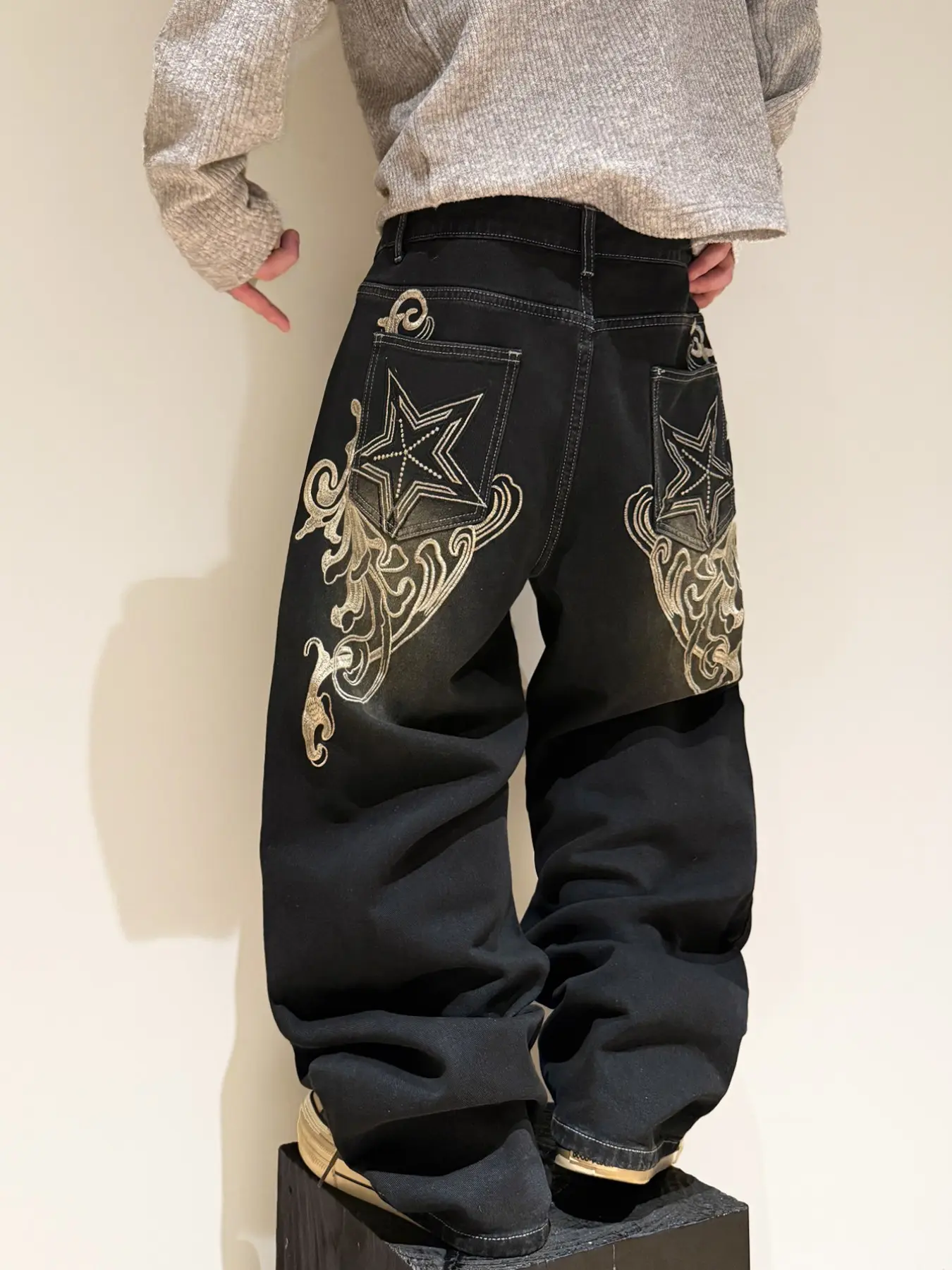 Men's Loose-Fit Jeans with Embroidered Pockets, Street Style Y2K Fashion, All-Season Casual Pants, Trendy Hip-Hop Design