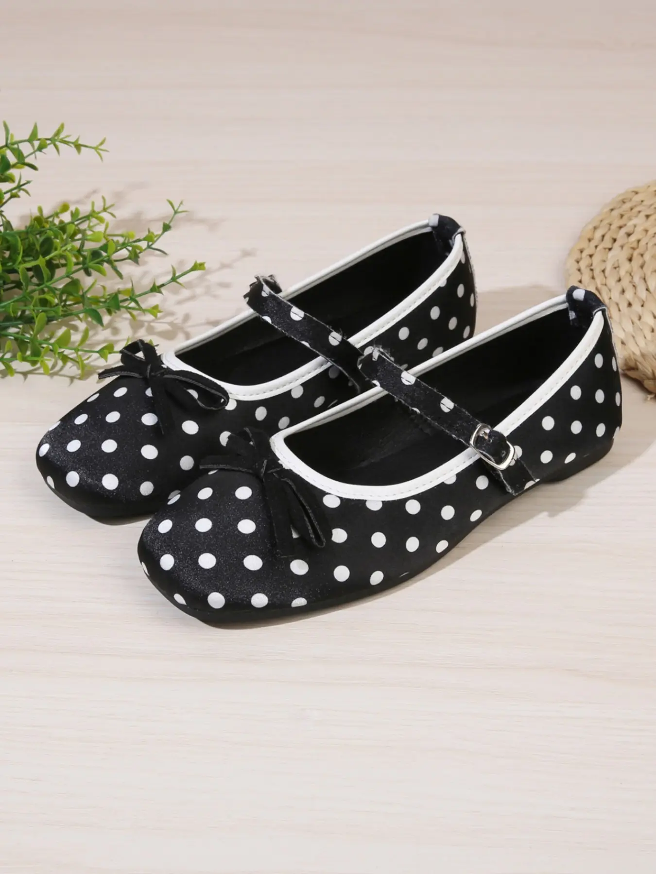 New Dot Ballet Shoes for Women, Round Toe Bow Flat Shoes, All Season Soft Sole Fashion Casual Shoes, Comfortable Wide Fit