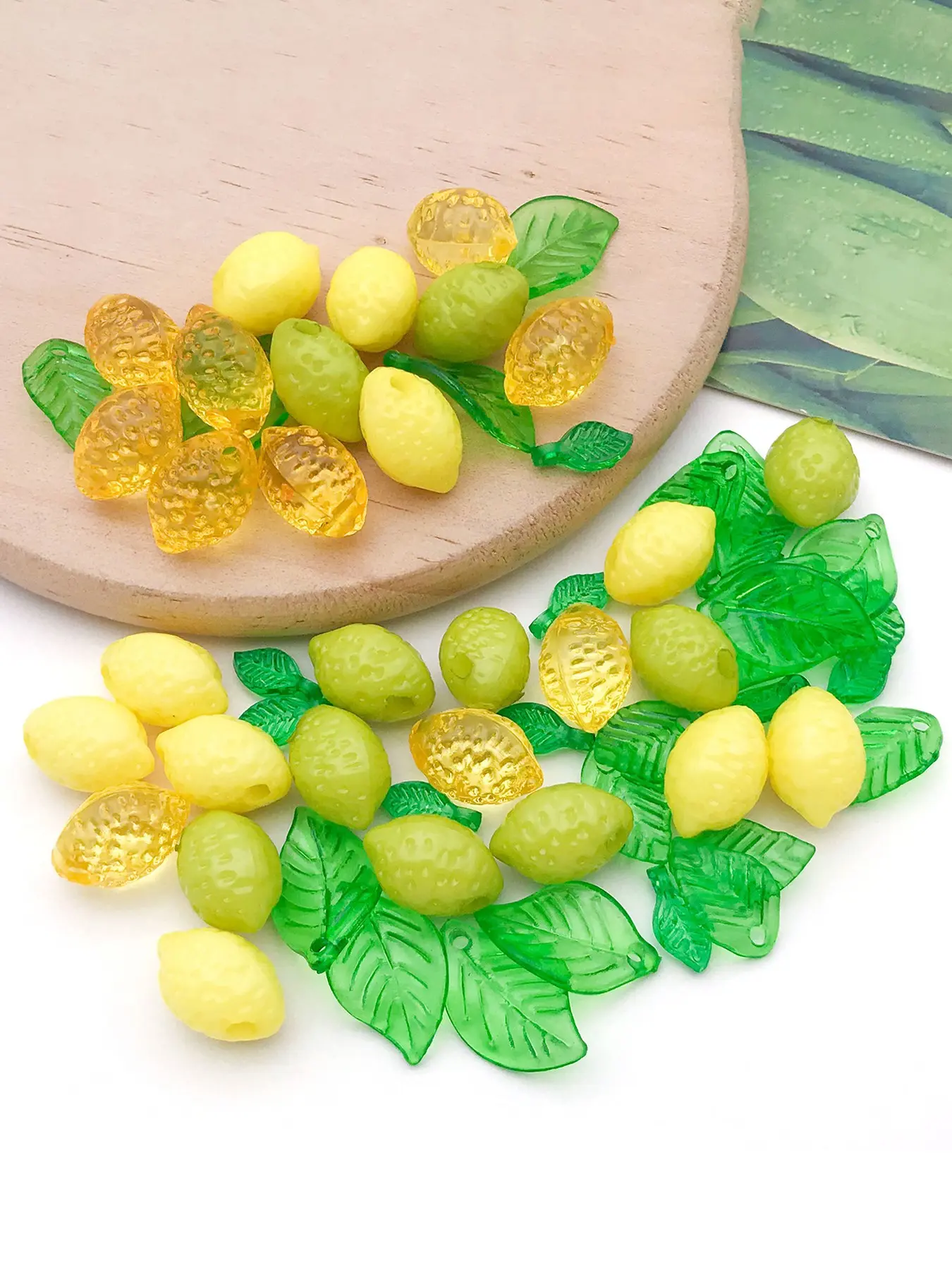 60pcs Acrylic Leaf Beads, Lemon Charms Transparent Mini Cute Leaves Pendants, Jewelry Making Supplies DIY Necklaces Bracelet Decoration