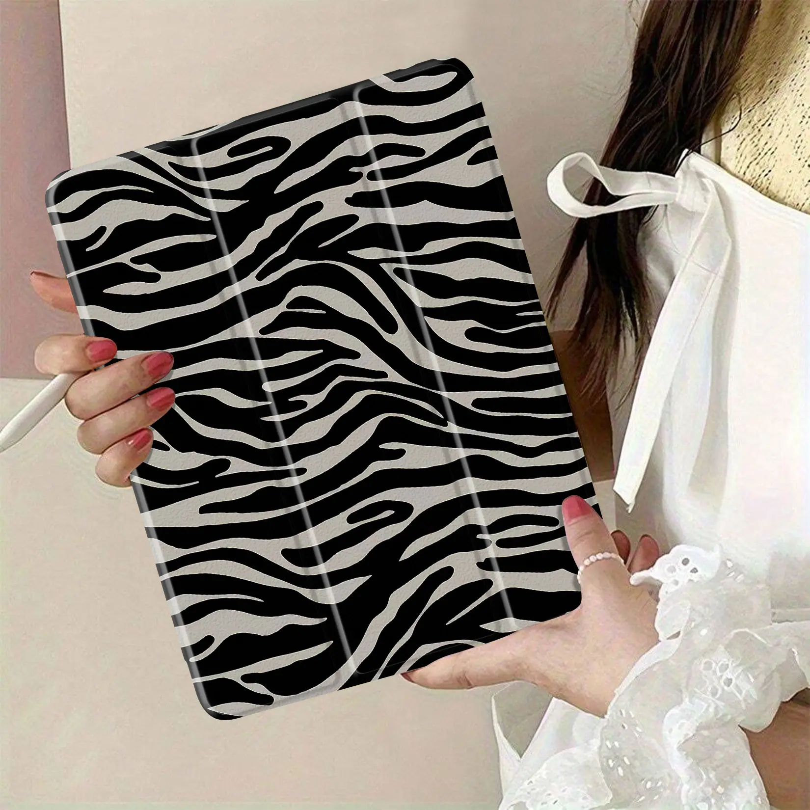 Zebra Print Non-Woven Decorative Wallpaper Roll, Waterproof, Moisture-Proof, Easy-To-Install, Tablet & Computer Accessory Storage Decor for Bedroom & Home Office, Roll Form