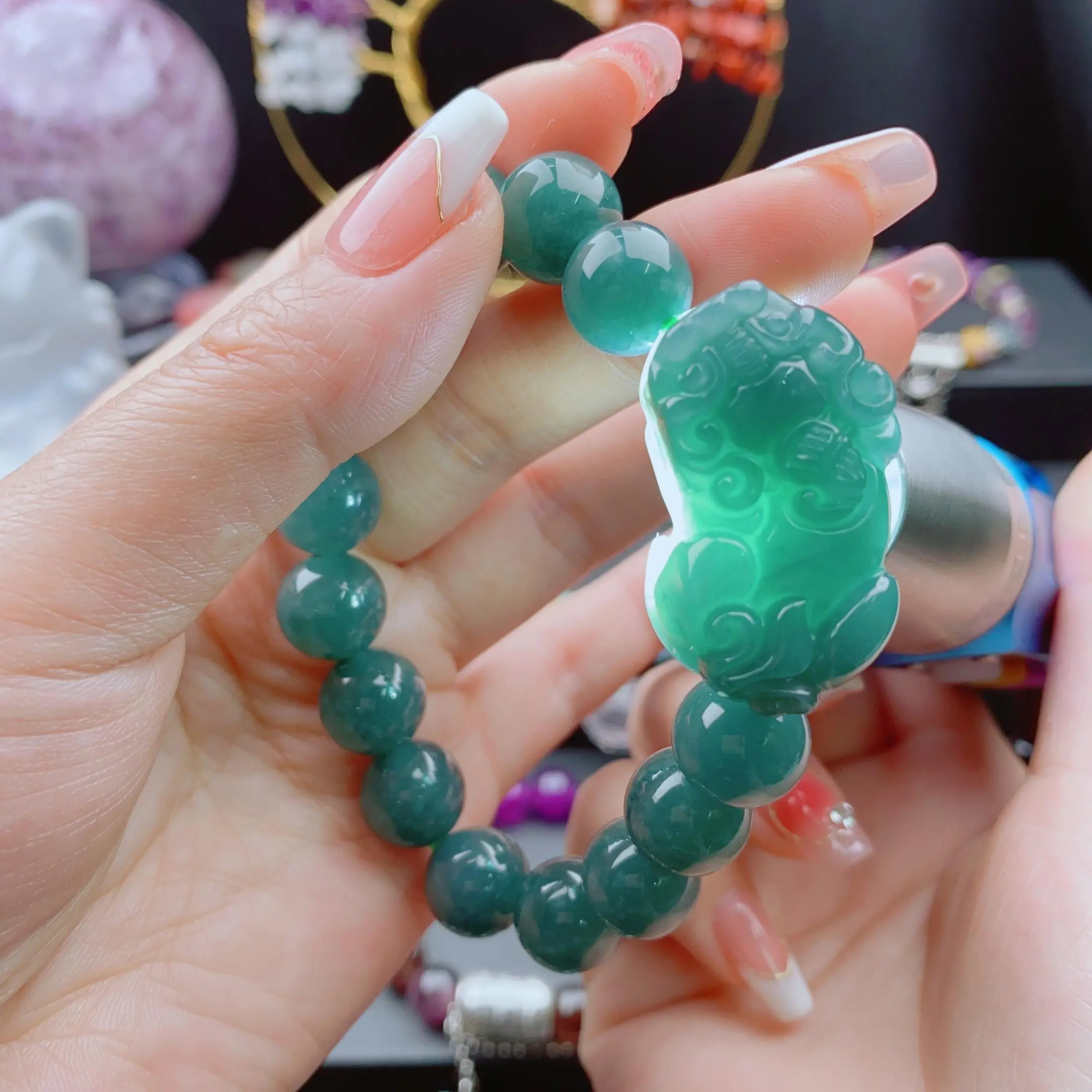 011  Natural high quality jadeite piyao bracelet
