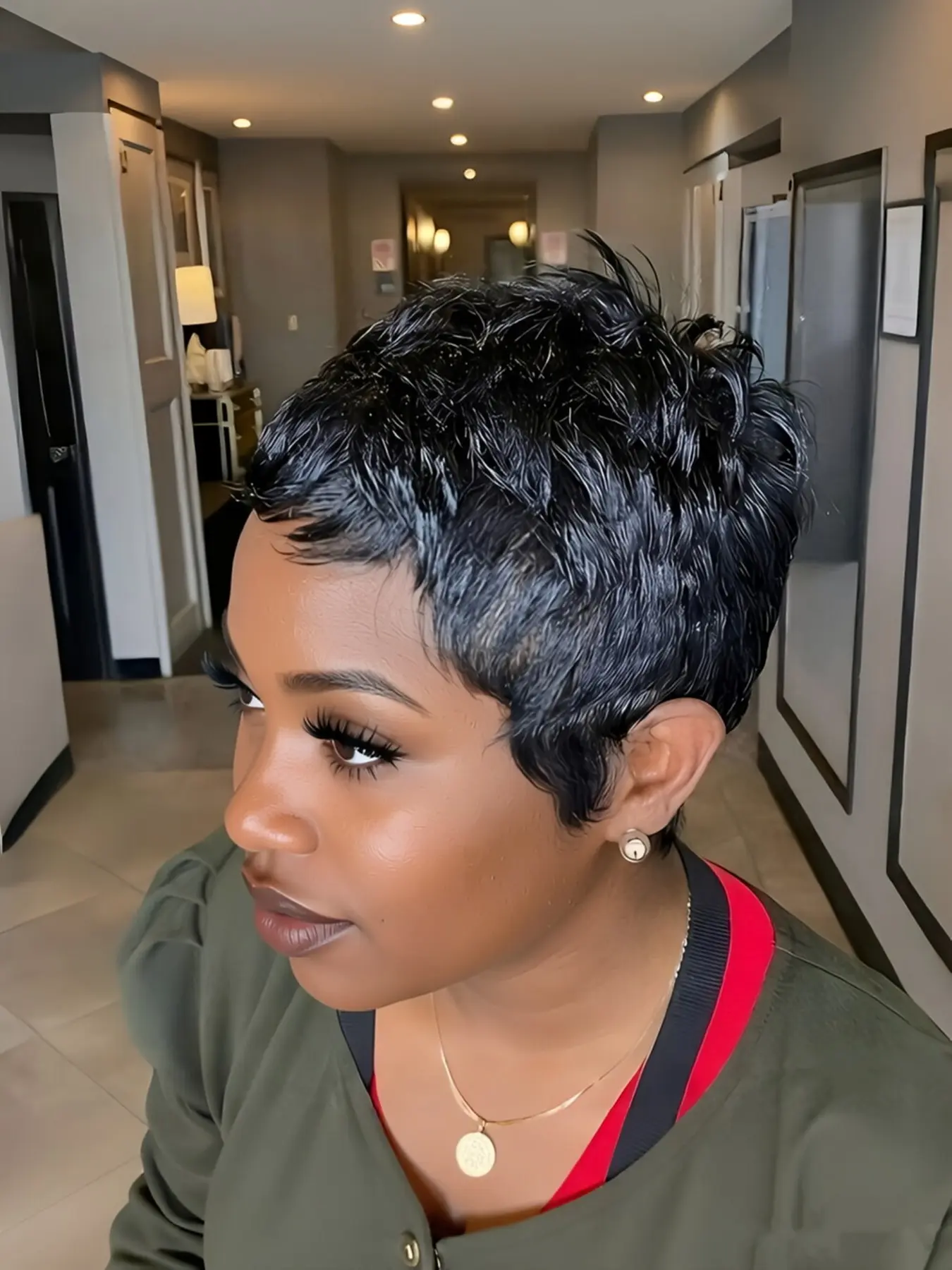 Pixie Cut Human Hair Wigs Burgundy, Machine Made Short Straight Layered Wig for Women, Natural, Daily Party Cosplay Gift Use