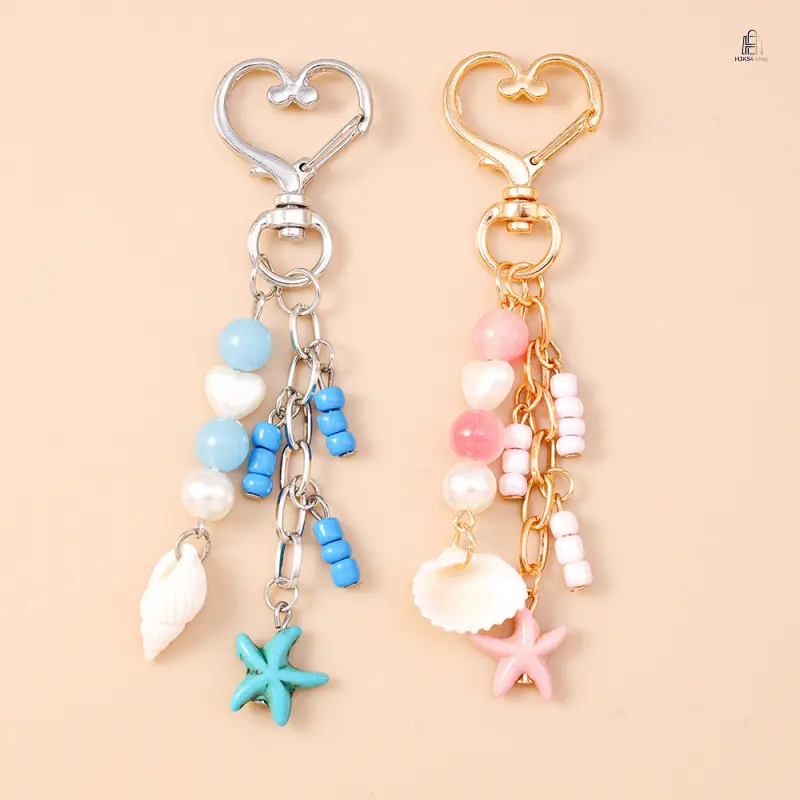 Ocean Themed Beaded Keychain with Conch Shell and Starfish Charm, Stylish Bag Charm for Handbags, Unisex Travel Gift, Alloy Metal