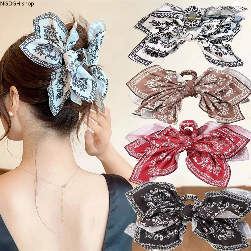 Paisley Bow Claw Clip Boho Bandana Print Hair Jaw Clip Large Fabric Bow Hair Accessory Vintage Non‑Slip Barrettes for Women Daily Party Vacation Hairstyle