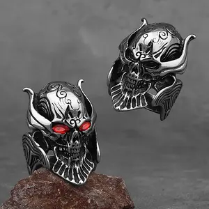 Stainless Steel Ring Domineering Wolf Tooth Armor Men's High Quality Fashion Biker Red Eye Hell Devil Ring Jewelry
