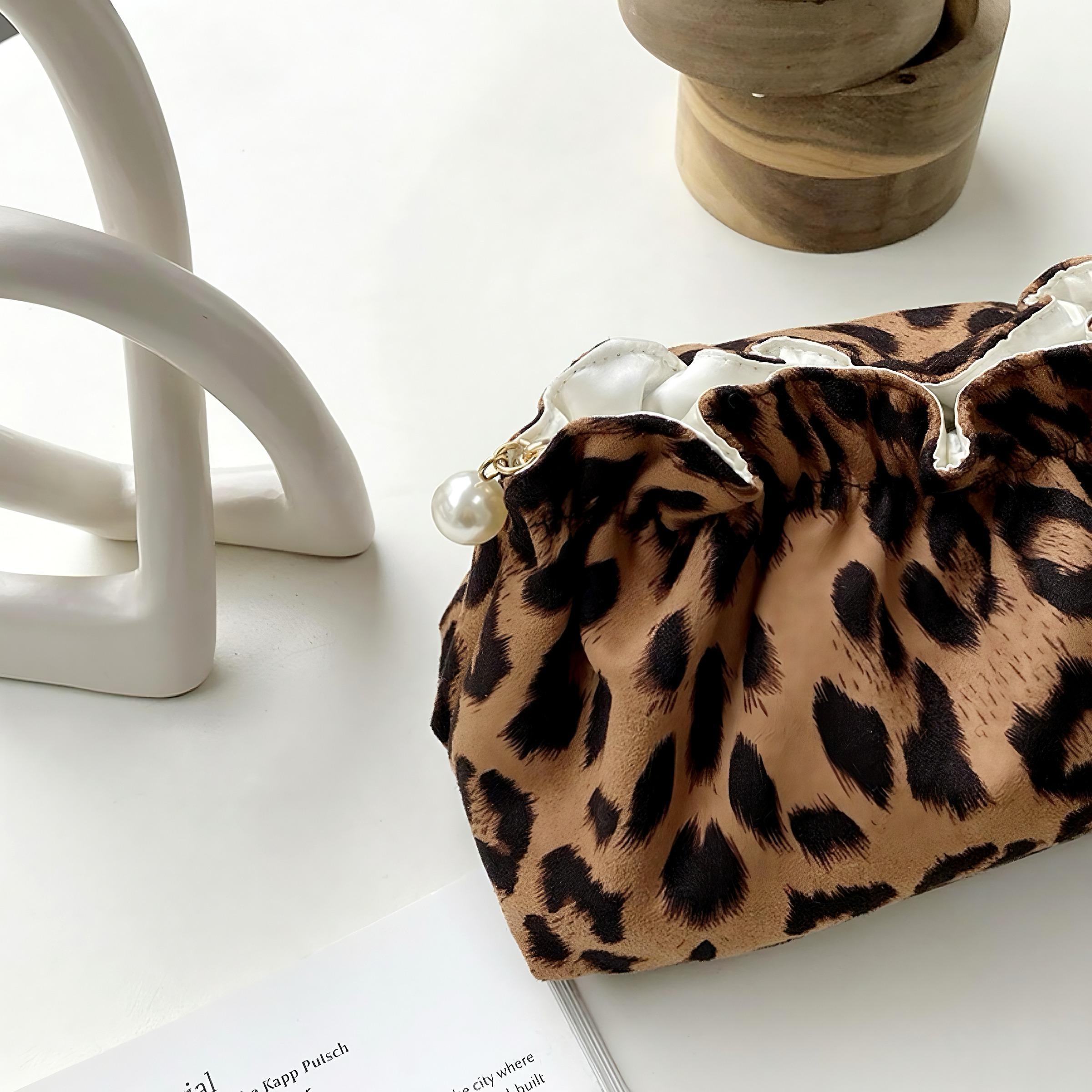 Leopard Pattern Makeup Bag, 1 Count Portable Zipper Makeup Bag, Fashionable Cosmetic Storage Bag, Versatile Makeup Tool Bags for Travel & Daily Use