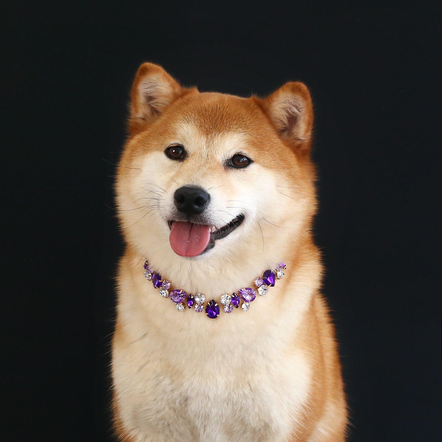 Luxury Pet Necklace: Gemstone & Crystal Chain Collar for Cats and Dogs - Full-Rhinestone, Princess-Style, Teardrop-Accent, Metal Wedding Collar