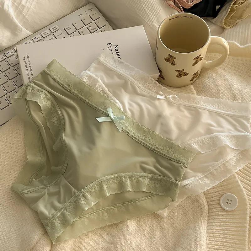 "Cream Girl" [Butt Mask Pants] Spring/Summer Color Ice Silk Panties for Girls, Mid-Waist, Quick-Dry, Lace Trim