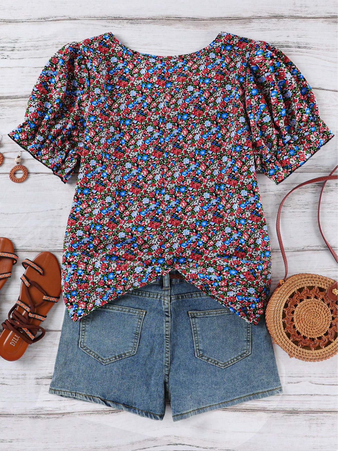 【Plus Size】 Ditsy Floral Print Blouse, Shirts, Casual Short Sleeve Top for Daily Wear, Women Plus Clothing for All Seasons