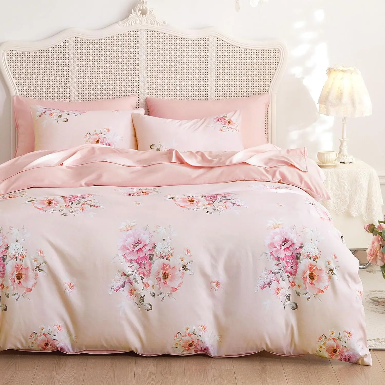 - Floral Comforter Set, Shabby Chic  Cottagecore Vtage Colorful Pastel Sprg , Soft Lightweight Beddg for Women Girls, 3 count, Light Pk, Full Size