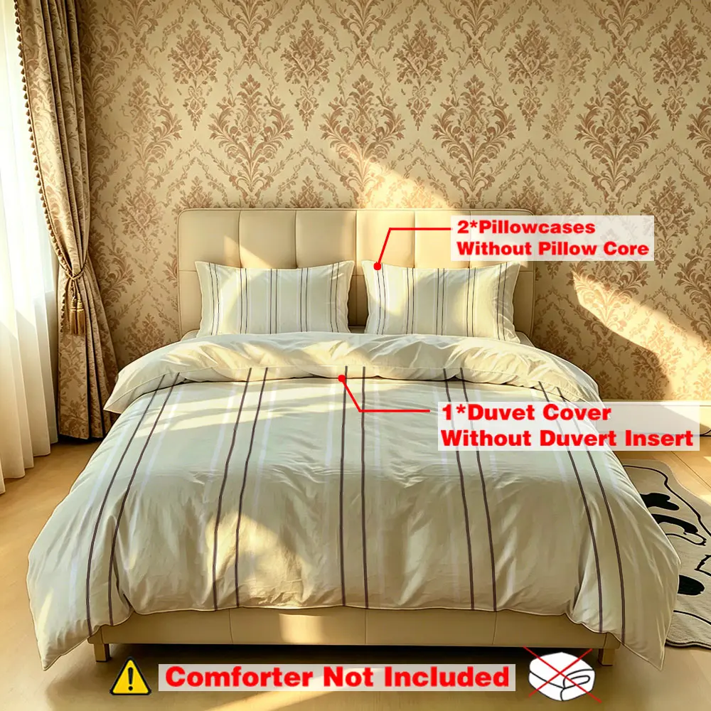 The 3-piece beige vertical striped bedding set includes one bedspread and two pillowcases, without fillings. It is soft and comfortable, suitable for single beds and double beds, and ideal for use in bedrooms, dormitories, and hotels.