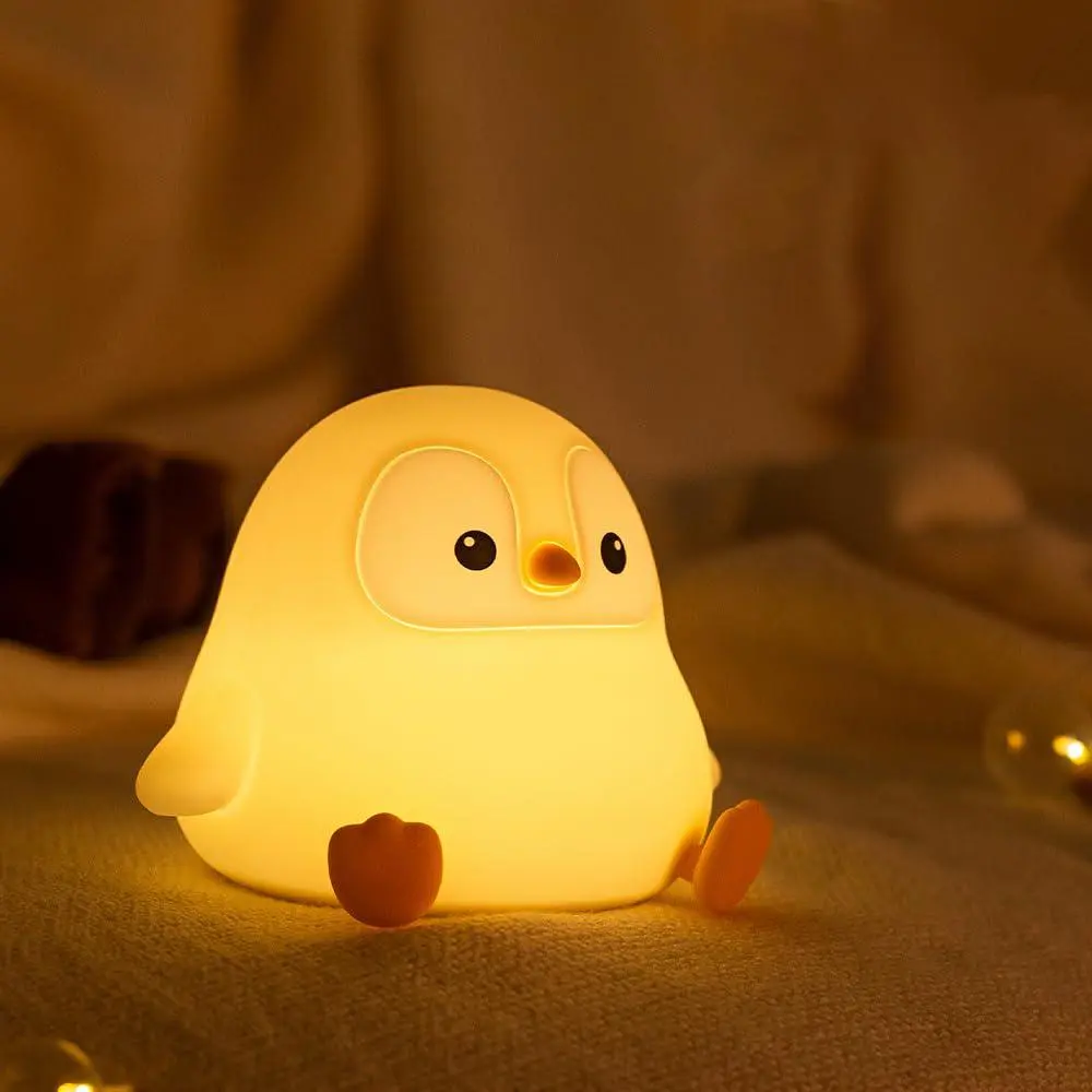 Cute Penguin Design Night Light, USB Rechargeable Silicone Night Light, Touch Control Bedside Lamp, Suitable for Baby, Toddler, Girl Gift
