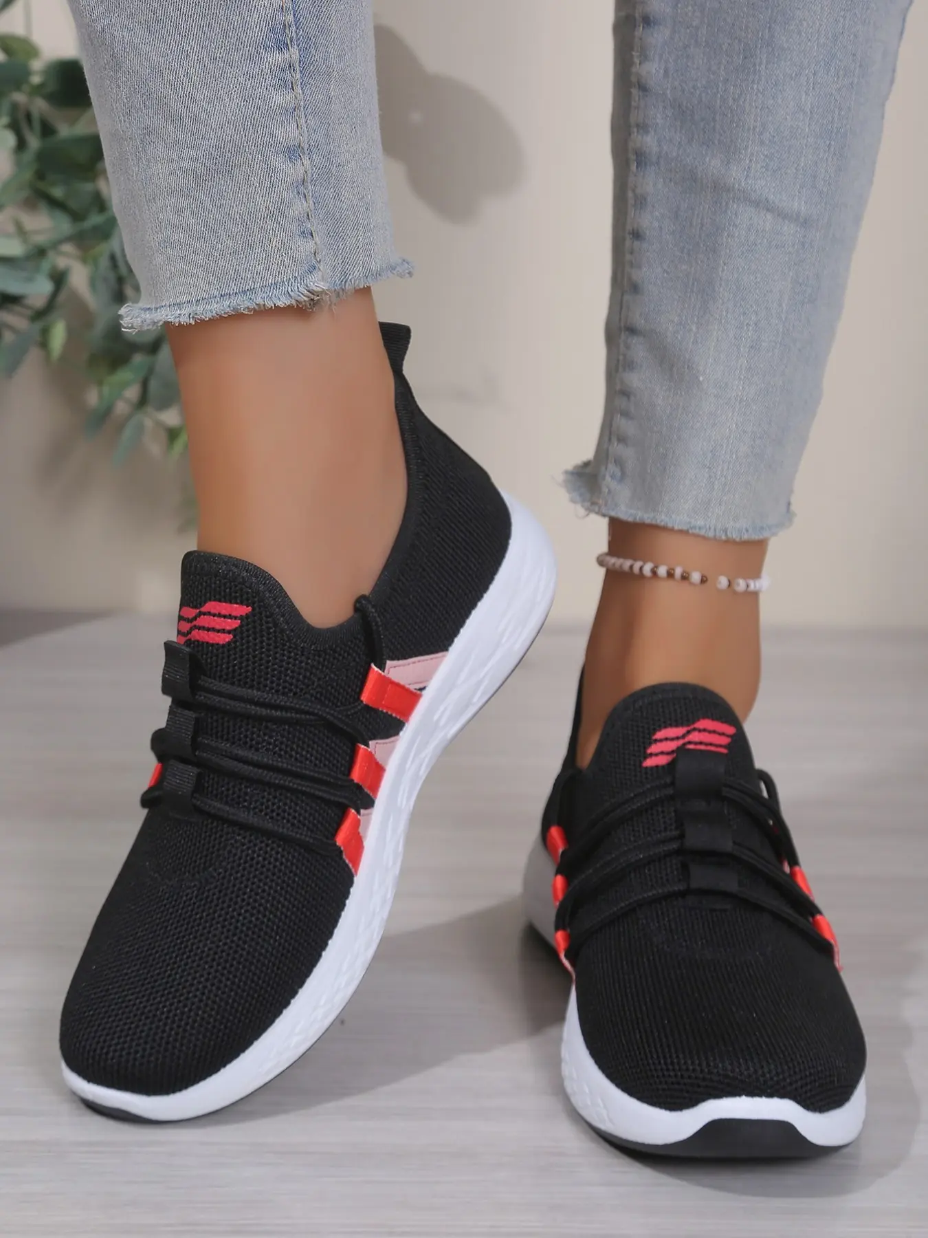 Women's Breathable Flyknit Running Shoes, Flat Lightweight Soft Sole Sports Shoes, Comfortable Athletic Footwear for Daily Use