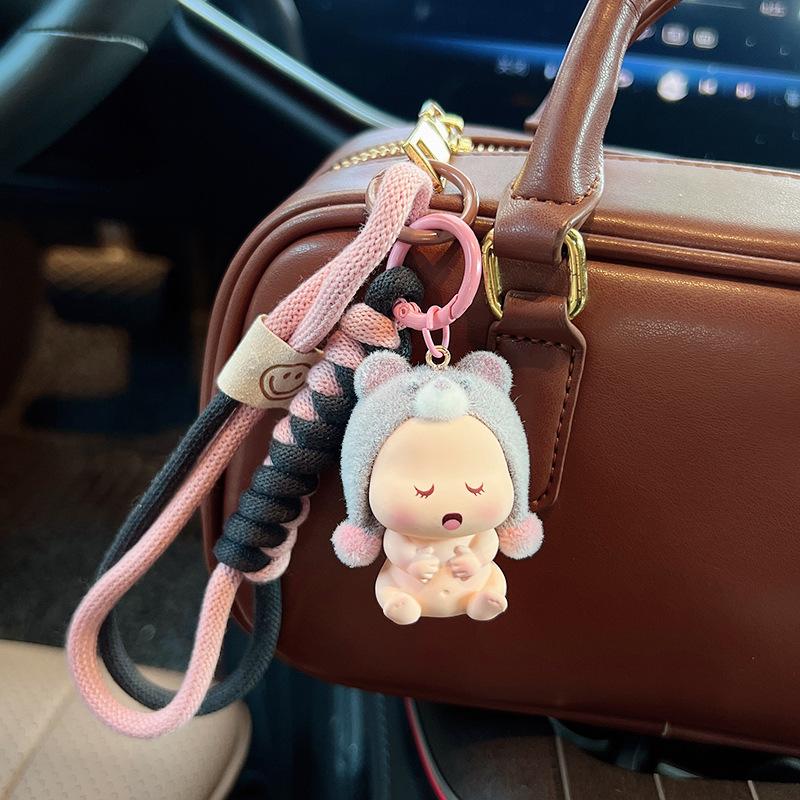 New Flocked Cartoon Hat Doll Keychain, Cute Kawaii Baby Figurine Car Key Ring, Fashionable Plush Bag Charm Accessory for Women