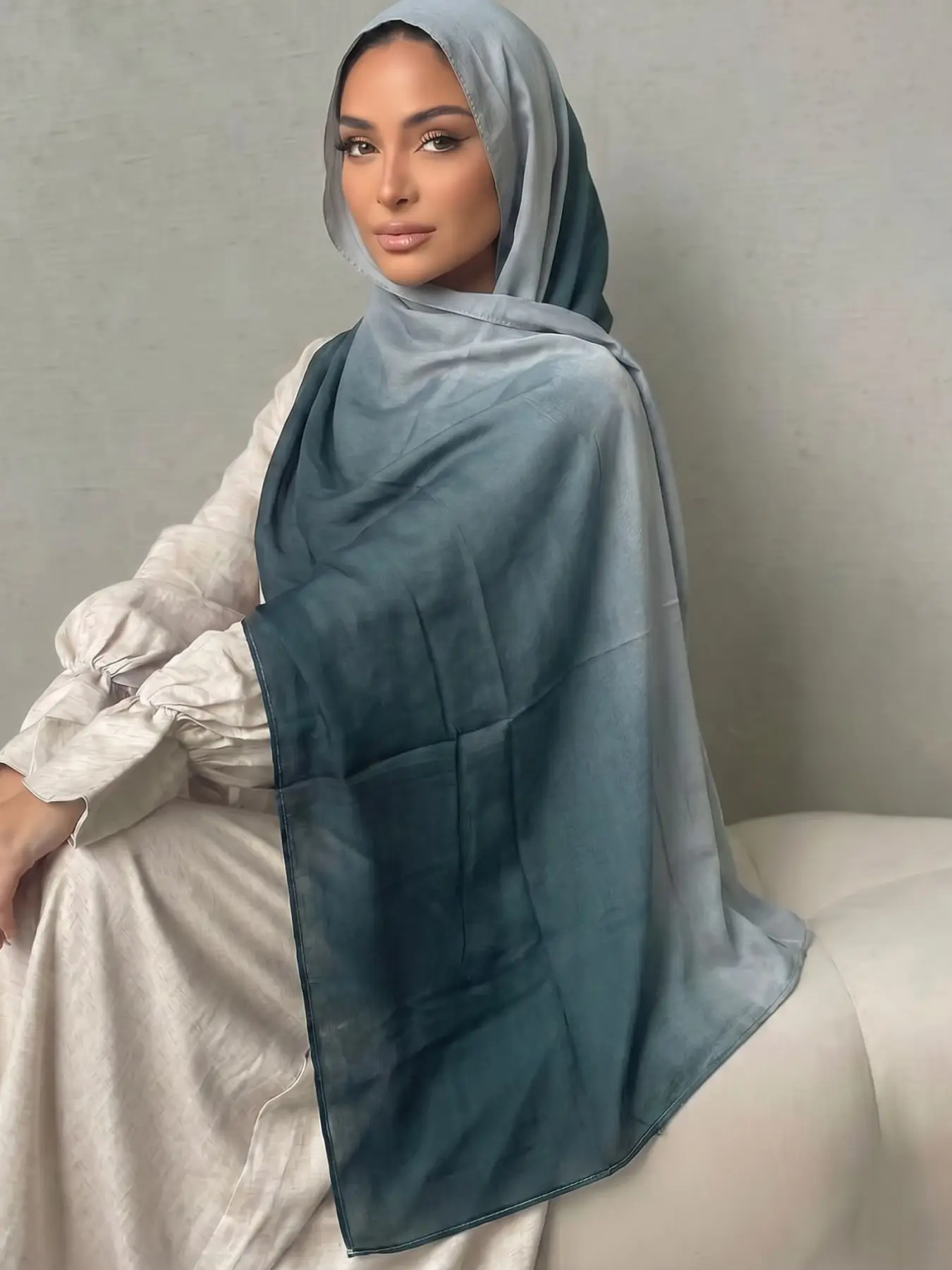 Women's Blue Gradient Hijab, Versatile Muslim Headscarf Cover, Prayer Scarf, Fashionable and Stylish, Perfect for Daily Wear, Elegant and Comfortable