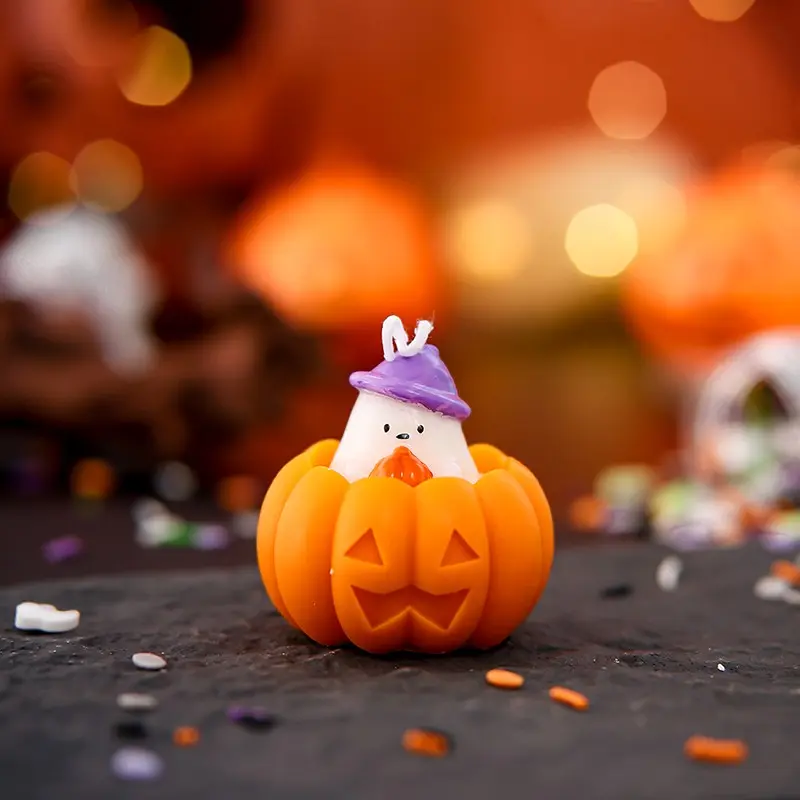 1pc Halloween Ghost Candle, Practical Small Gift, Creative Atmosphere Pumpkin Scented Wax Candle, Perfect Handmade Gift Idea