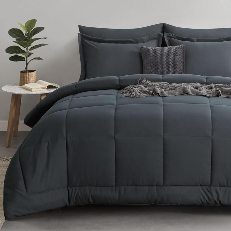 Lightweight 200 Gsm All-Season Cozy Chic Blanket, Ultra Soft Hypoallergenic Microfiber Filling, Ideal Home Bedding for Year-Round Use