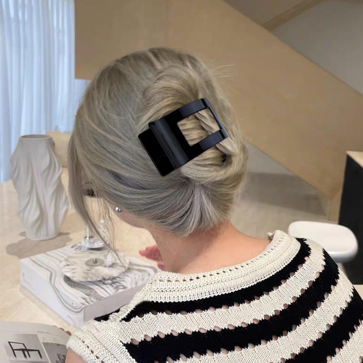 Flat Hair Clips for Women Girls, Matte Lay Flat Claw Clips, Strong Hold Large Side Hair Clip All Hair Types, French Duck Billed Hair Jaw Claw Clip, Non Slip Grip for Daily Styling Tortoise