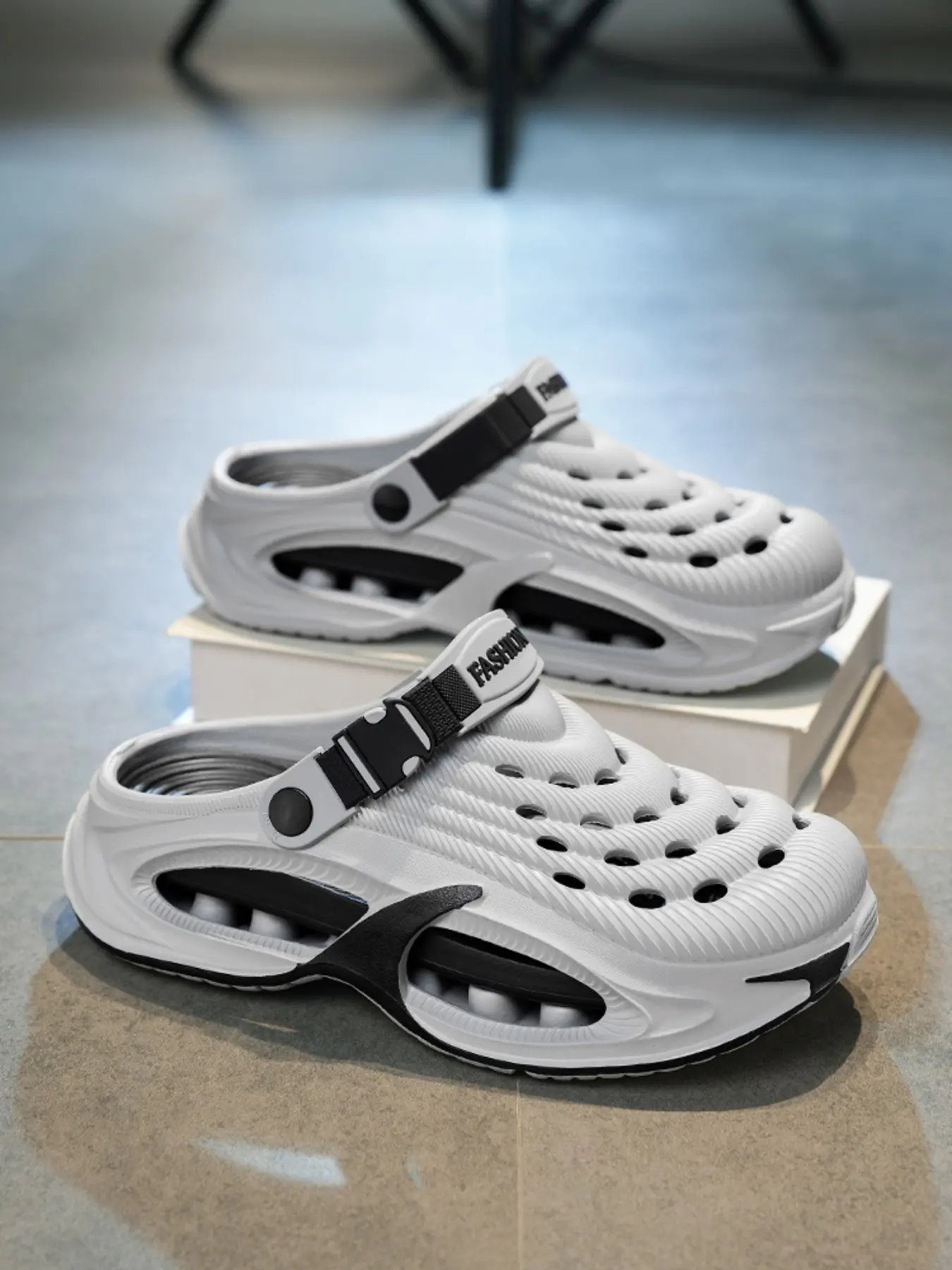 Men's Summer Outdoor Toe-By-Toe Sandals, Slides Men, Thick Sole Water Shoes, Beach Flip Flops, Comfortable and Durable Footwear for Men