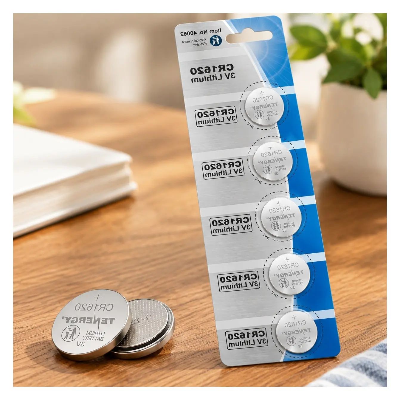 CR1620 3V Lithium Button Cell Battery for Car Keys Watches Calculators Remote Controls 5 PackGift