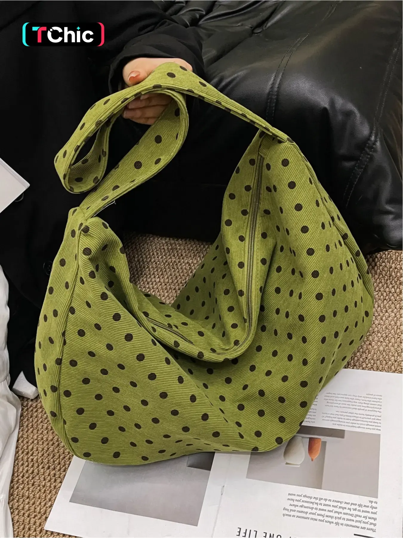 Retro Polka Dot Corduroy Crossbody Shoulder Bag, Stylish, Fashionable Patterned Bag, Spacious and Daily Commuter Bag for Young Women, Perfect for Dates, Shopping, Commuting and Casual Outings, Casual Trendy Bag