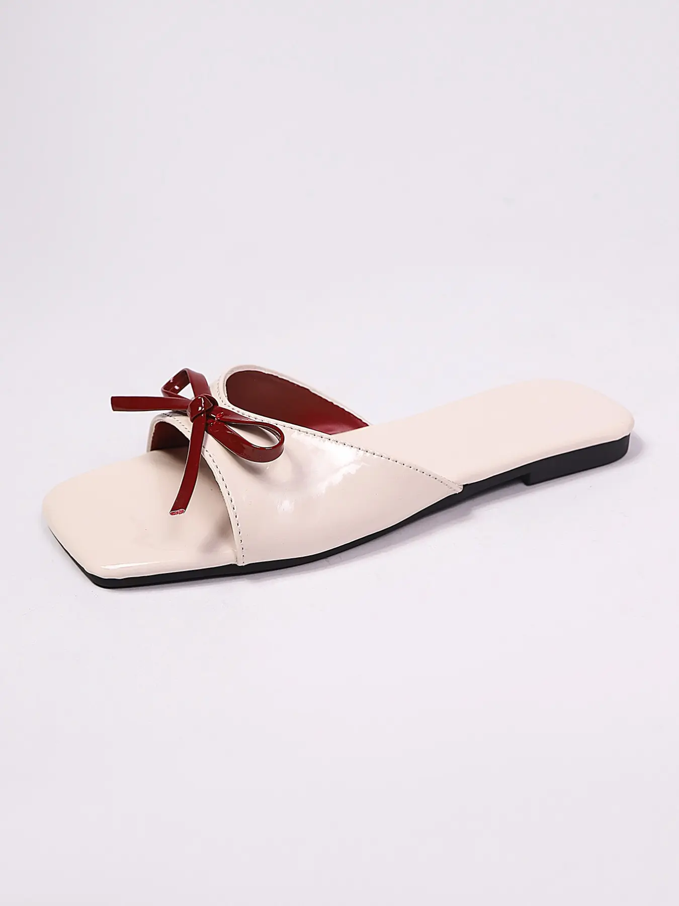 Shiny Leather Bow Tie Flat Sandals, Simple Sweet Style Slip-On Shoes, Casual Daily Wear, Comfortable Lazy Person Slippers