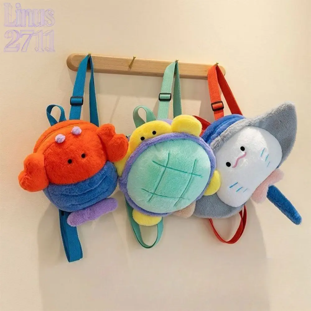Cute Ocean Animal Plush Backpack, Cartoon Sea Creature Stuffed Doll Shoulder Bag, Kawaii Turtle, Stingray, Crab & Whale Plush Mini Backpack, Soft Fluffy Small Rucksack for Girls, Fashion Aesthetic Daily Travel Bag, Lovely Plush Toy Bag, Ideal Gift for Tee