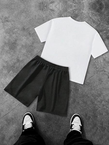 Two-Piece Set Men's Star Print Short Sleeve Tee & Drawstring Waist Shorts Set, Regular Fit Casual Round Neck T-shirt & Track Shorts, Men's Summer Clothes