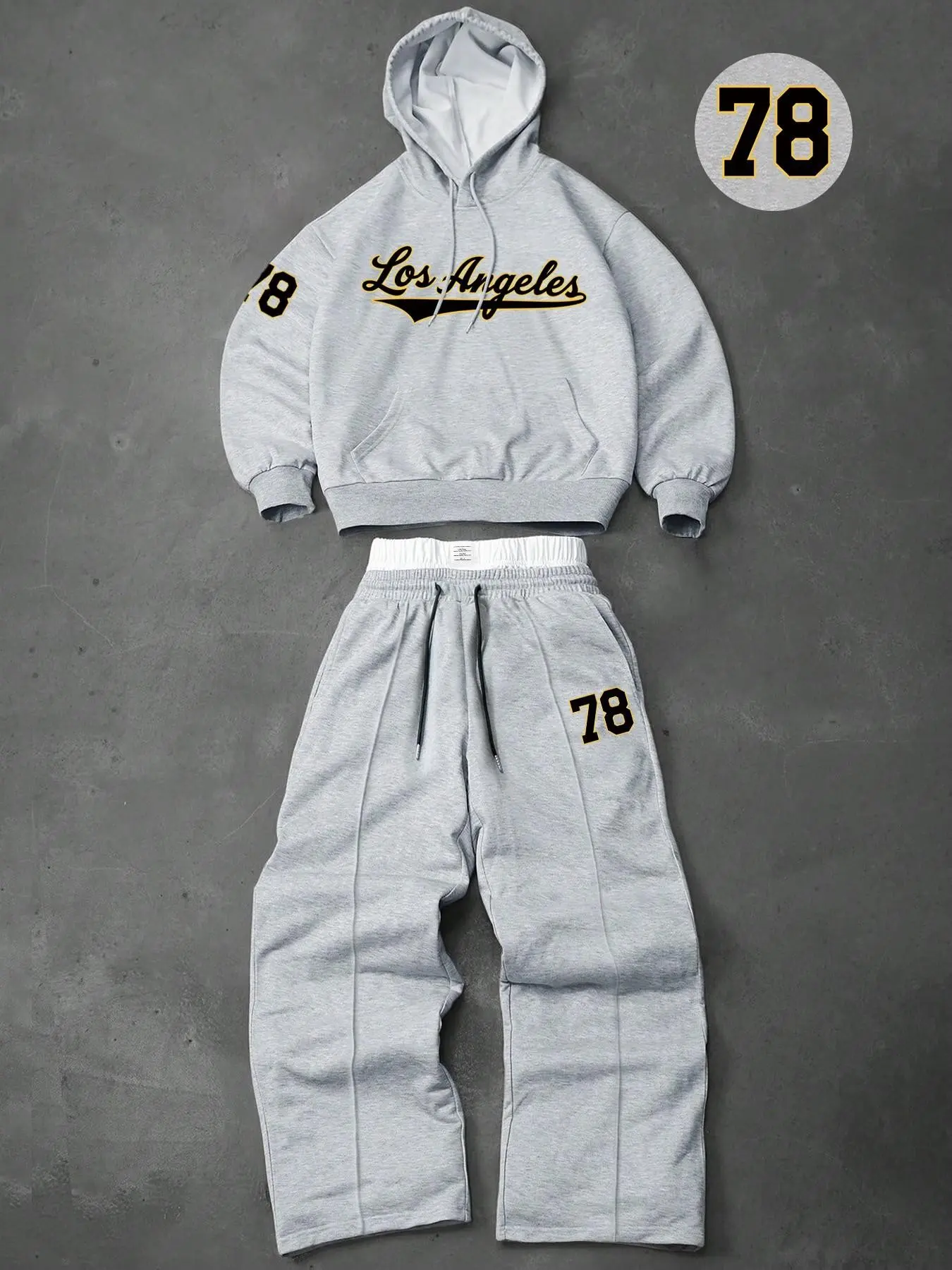 This retro-print Vintage casual set is perfect for relaxing at home, going out, or exercising.