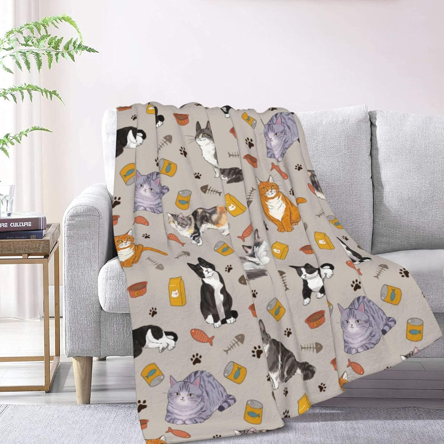 Cat Pattern Flannel Blanket - Super Soft Flannel Throw, Lightweight and Warm, Anti-Pilling - Cozy for Bed, Couch, Camping, Gift for Cat Lovers 50"x40"