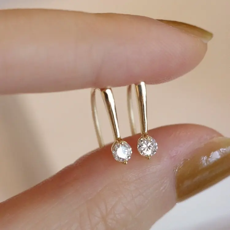 Gold-plated small ear hooks, light luxury fashion personalized earrings, simple drop diamond ear studs, ear hooks, women's accessories