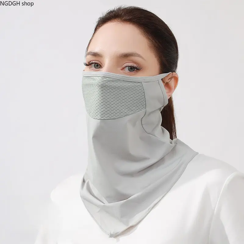 Women's Soft Touch UV Protection Face Cover - Breathable Neck Gaiter, Outdoor Wear for Summer Everyday Use