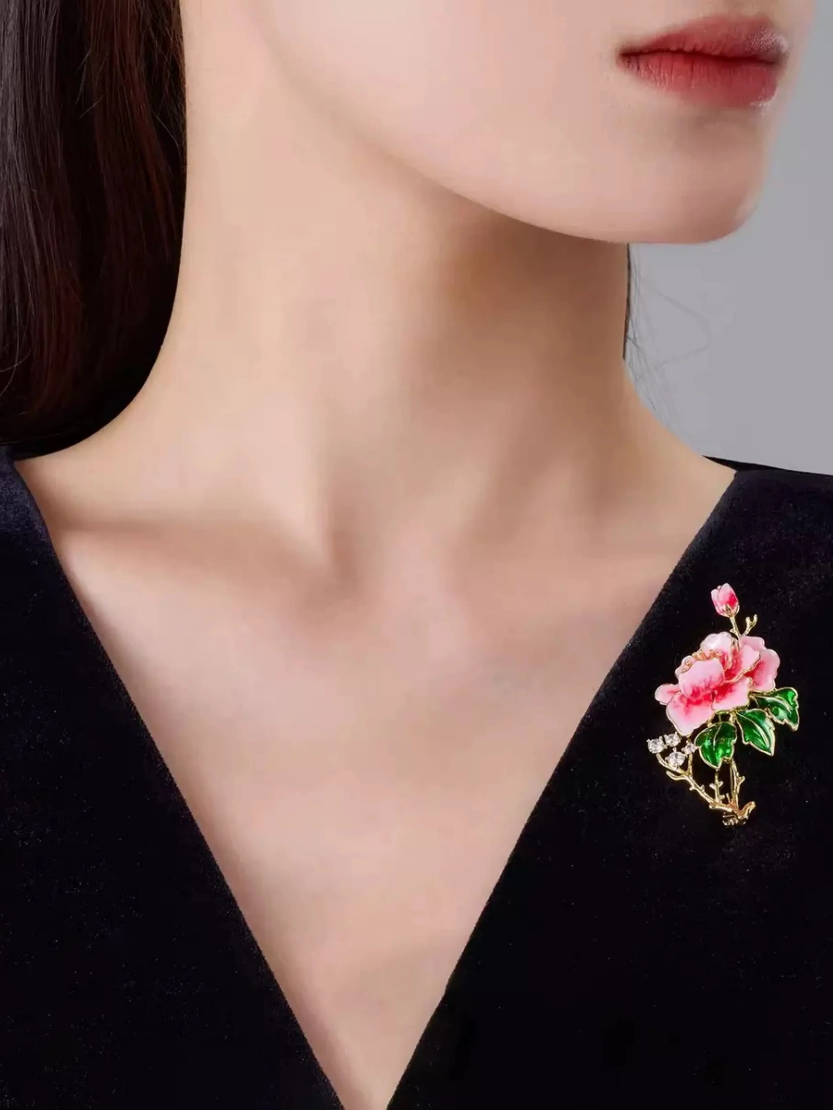 Vintage Enamel Peony Flower Brooch, Elegant Floral Pin for Qipao, Suit, Dress, Perfect for Daily Wear, Parties, Tea Time