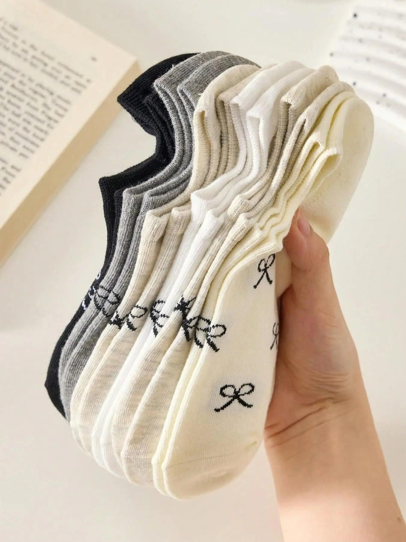 5 Pairs Women's Socks, Sweet Bowknot Simple Crew Socks, Breathable Soft Lightweight, Casual Low Top Socks for Spring Summer