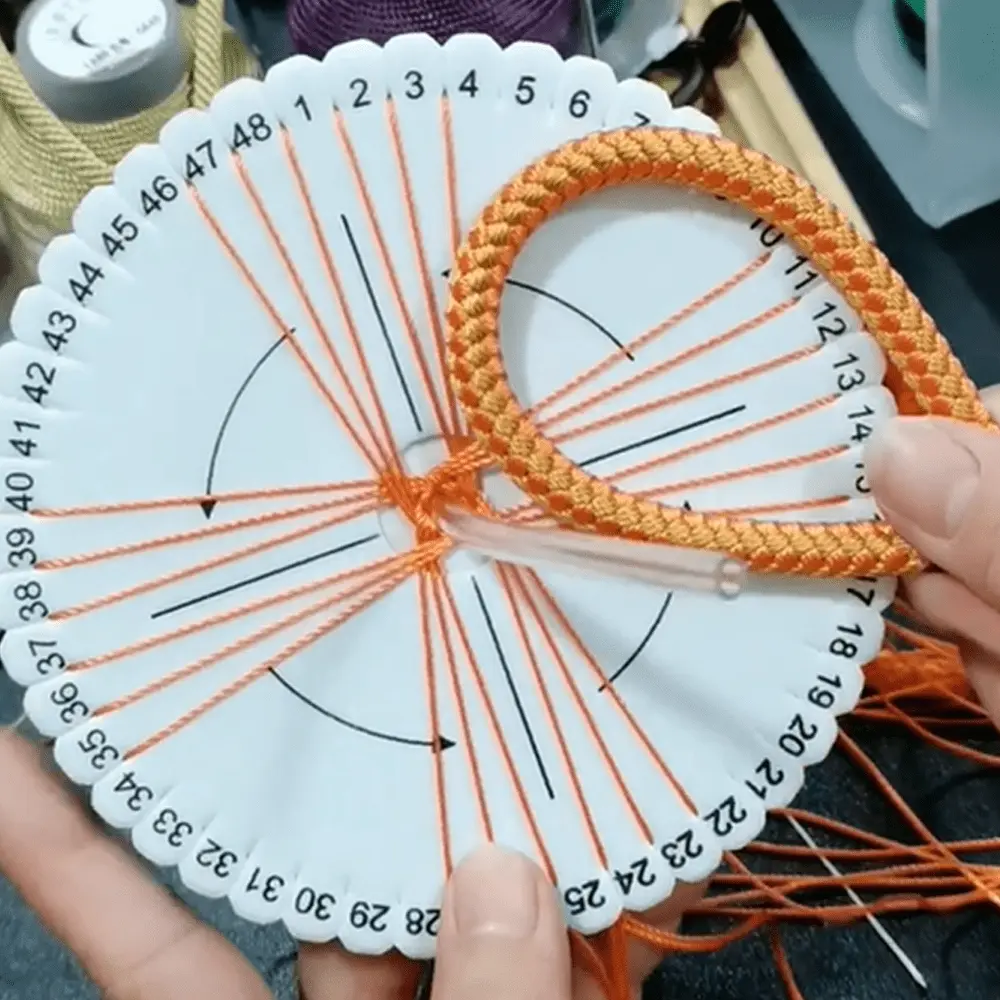 3PCS Portable Bracelet Weaving Board - Easy-to-Use Handcraft Loom for Designing Friendship Bracelets, Perfect Seasonal and Gift Ideas