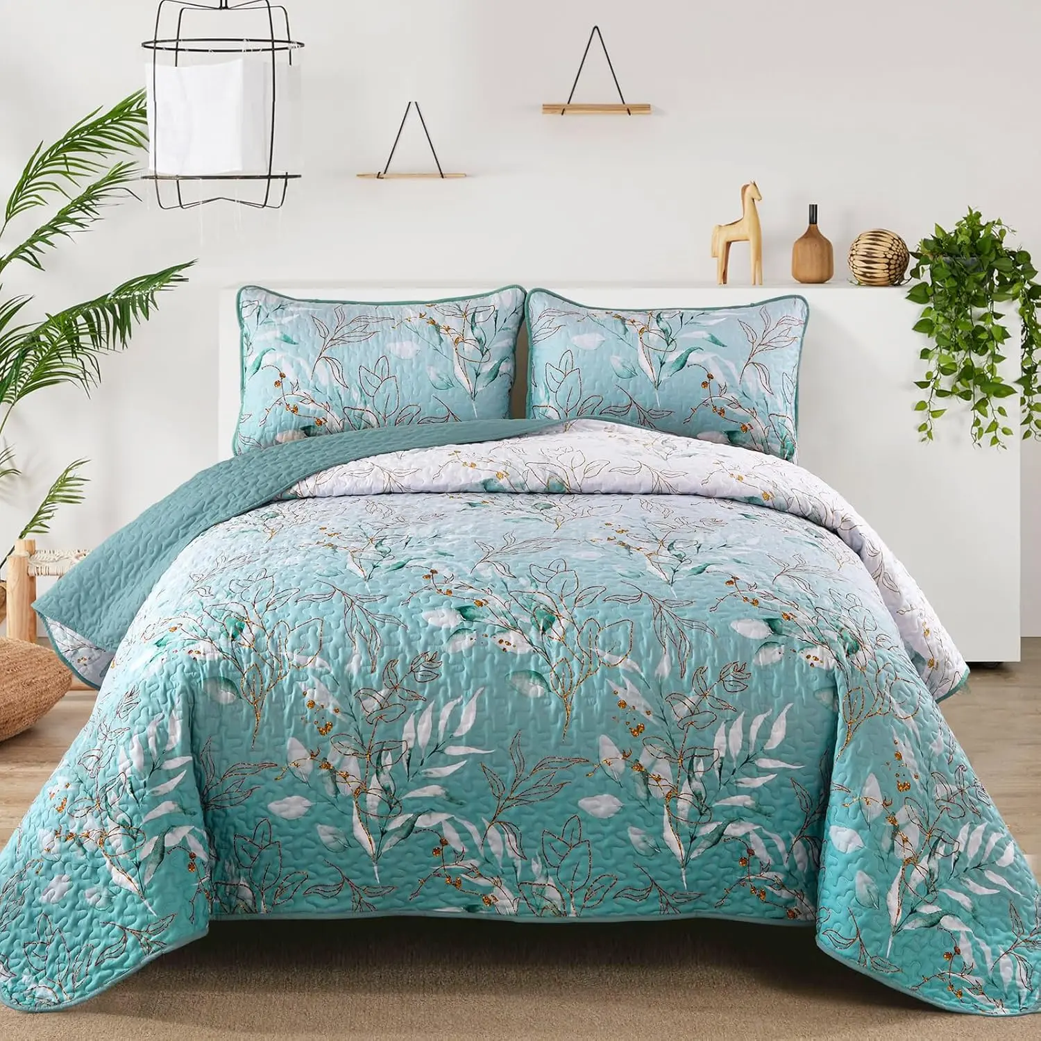 Aninbedding Floral King Set,3 Piece Gradient Aqua Green Flower Pattern Bedspread Coverlet Set for All Season,Soft Lightweight Microfiber Bedding Set(104"x90")