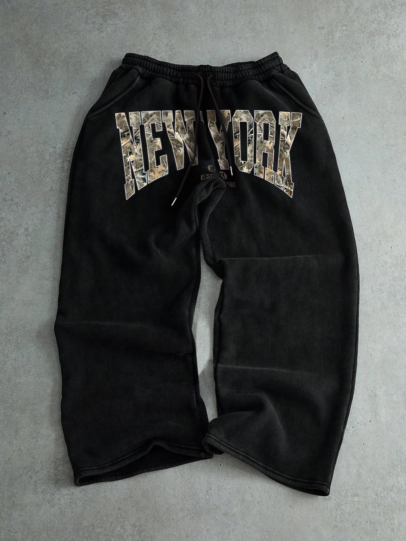 Men's Drawstring Waist Letter Print Pants, Comfortable Casual Camo Print Sweatpants for Fall & Winter, Fitted Design, Suitable for Daily Wear