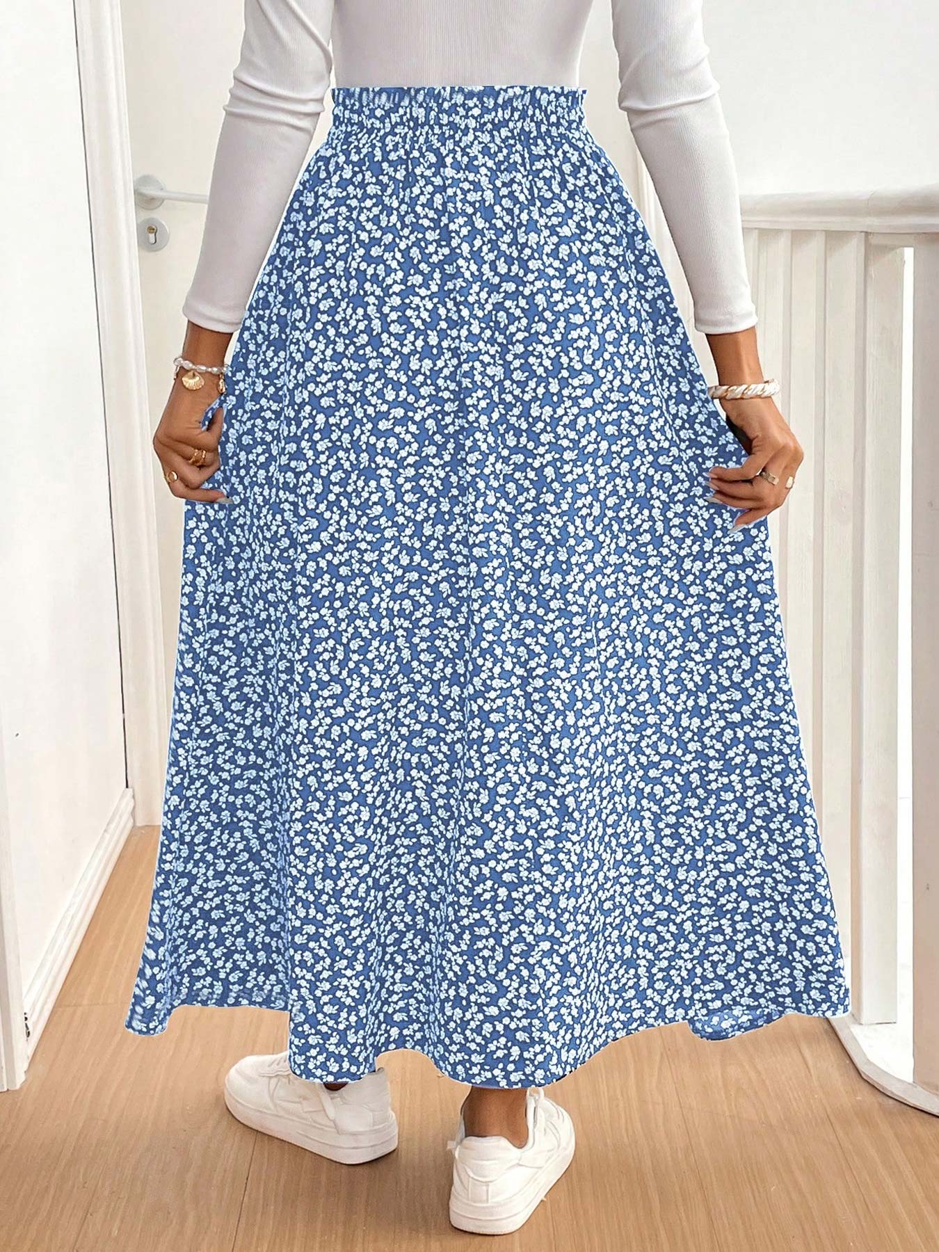 [Plus Size] Ditsy Floral Print Long Skirt, Boho Fashion Casual A Line Skirt for Daily Holiday Vacation Wear, Women Plus Clothing for All Seasons, Womenswear