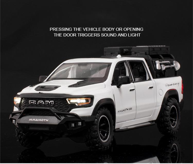 1:32 DODGE Mammoth 1000 TRX Alloy Pickup Car Model Diecast Metal Off-road Vehicle Model Sound and Light Simulation Kids Toy Gift