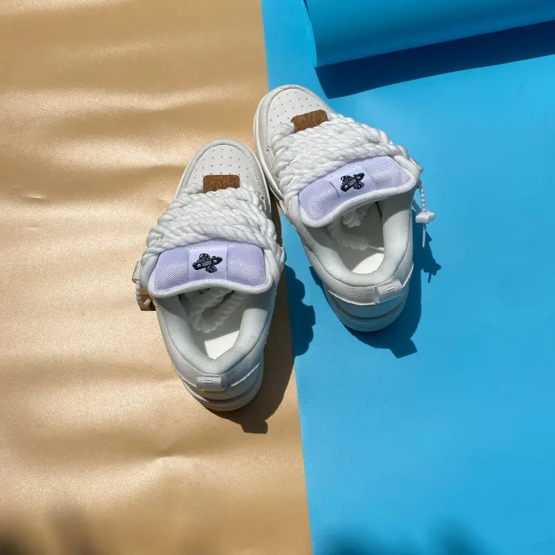 Unisex White Canvas Retro Bread-Style Chunky Casual Trainers - Plush Non-Chafing Interior Padding, Full Large Unisex Sizes, Skating/Campus Use, Suitable for Back to School, Daily Wear