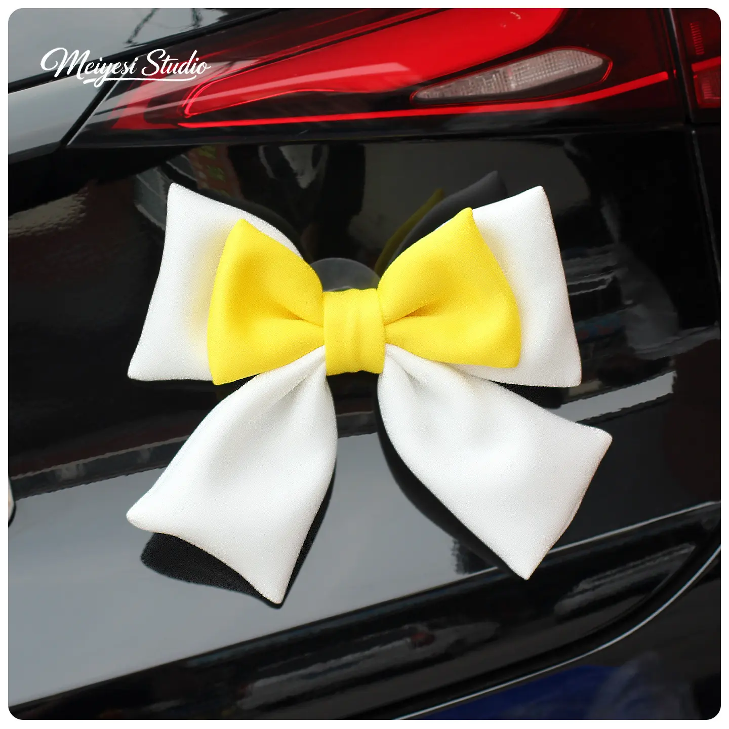 White and yellow color matching - [Large] bow/visc