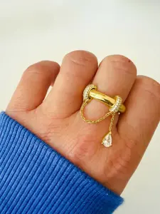 Women's Copper Chunky Chain Dangle Ring, Modern Minimalist Luxury, Zirconia Pendant, Sizes 6-10, Perfect for Daily Wear