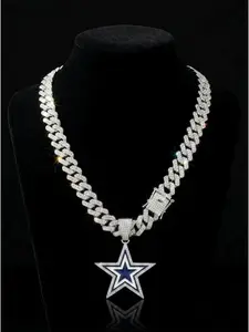 Sparkling Five-Pointed Star Pendant Cuban Chain - Iced Out Hip Hop Necklace for Streetwear & Party