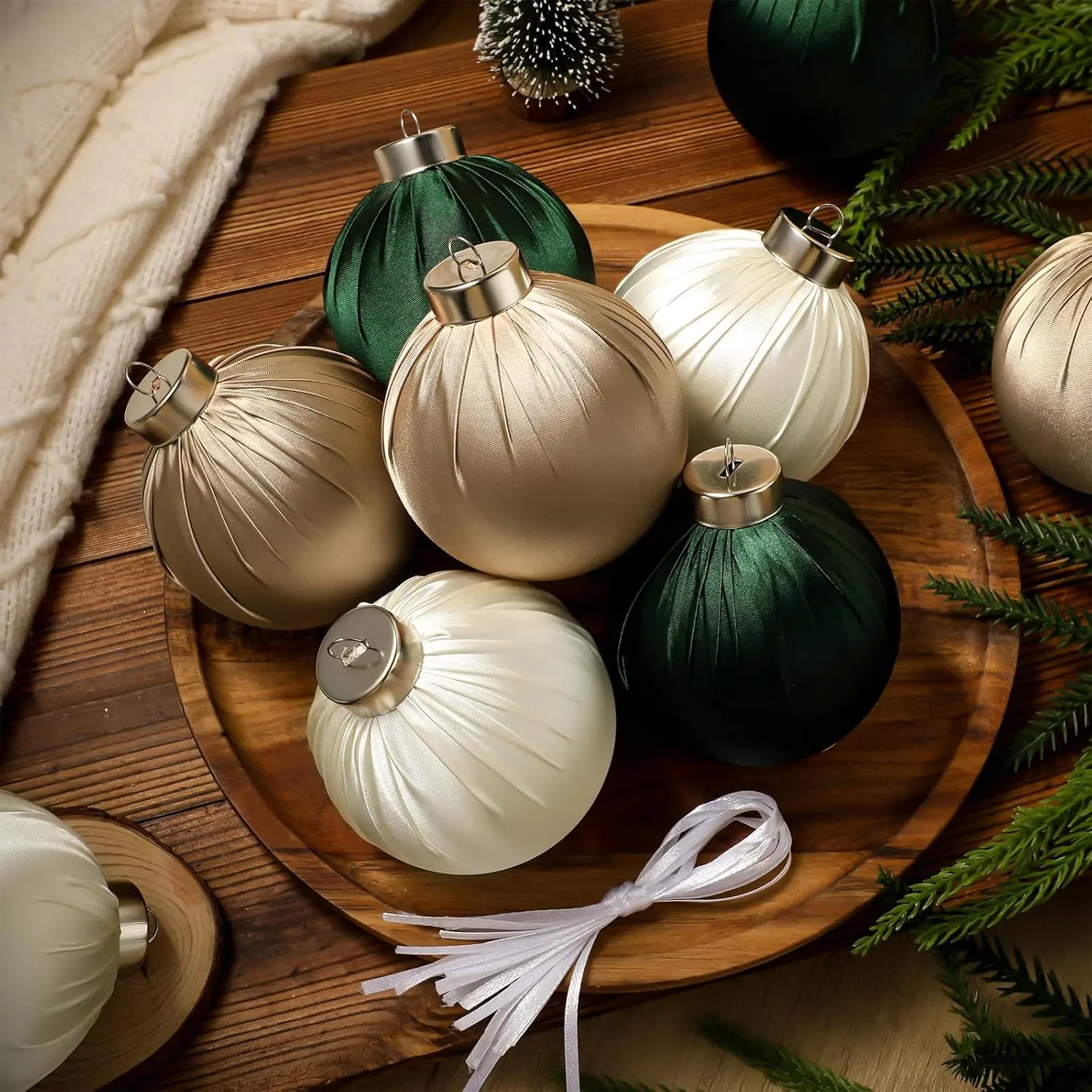 15 count Christmas Satin Ornaments Balls 3.15 Inch Silk Christmas Tree  Ornaments Luxury Xmas Tree Decorations Satin Xmas Bulbs for Winter Holiday Indoor  Party Decorations (Champagne Green)