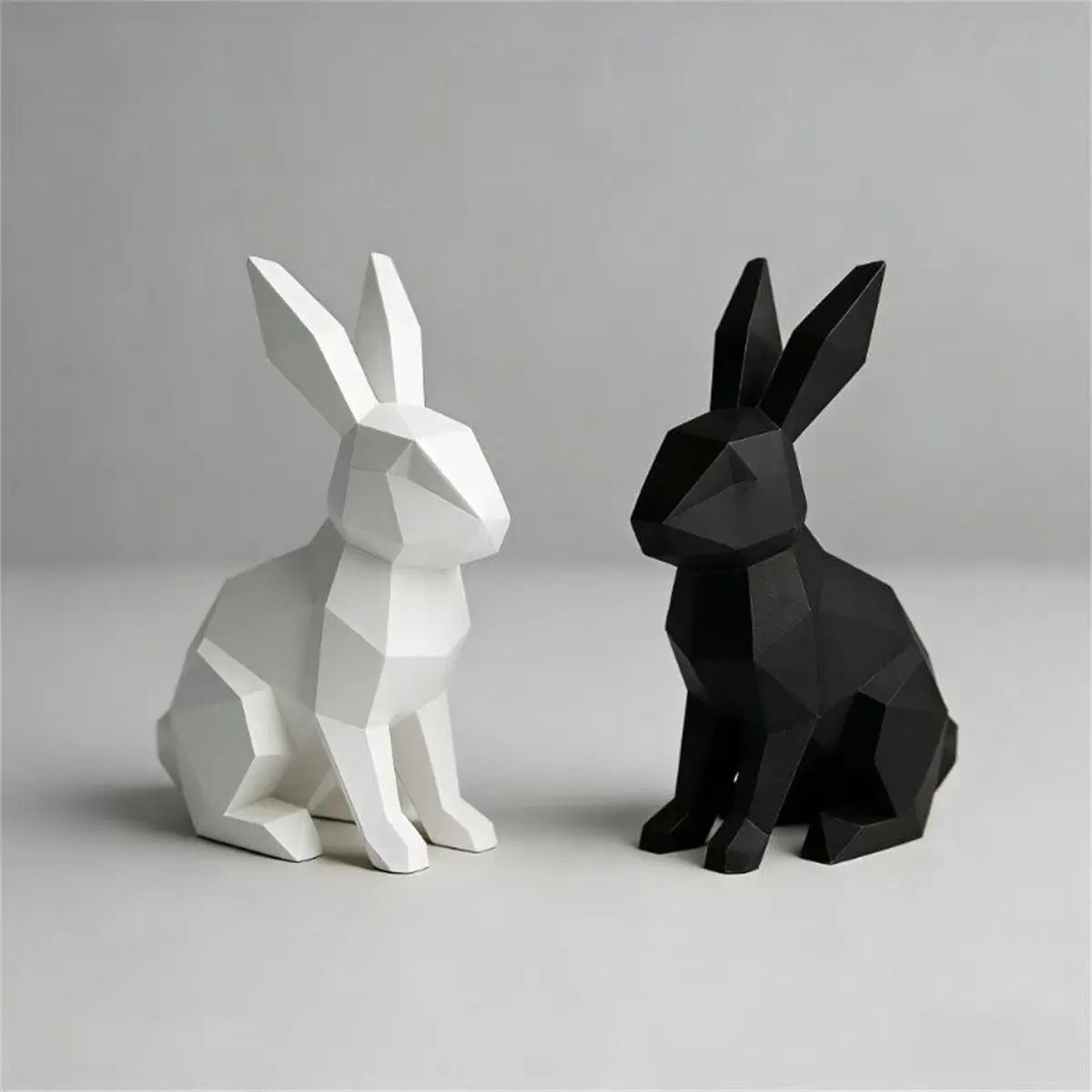 Creative Minimalist Geometric Rabbit Sculpture, Heart Style, Perfect for Valentine's Day and Easter Decor, Home and Commercial Use