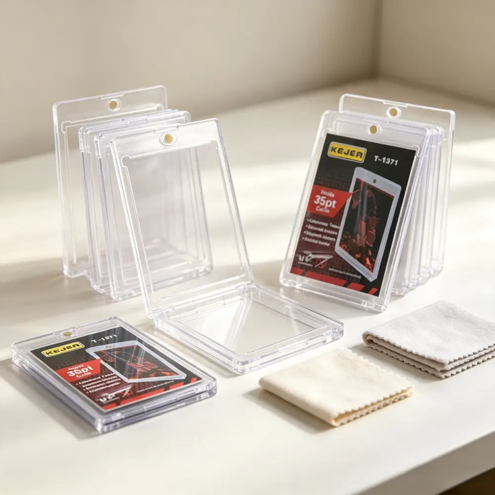 SICANDAENHK 35pt Magnetic Card Holder Rigid Clear Plastic Trading Card Protector, Diamond Corner Frosted Edge Hard Card Case for Sports Game Collectible Cards Display