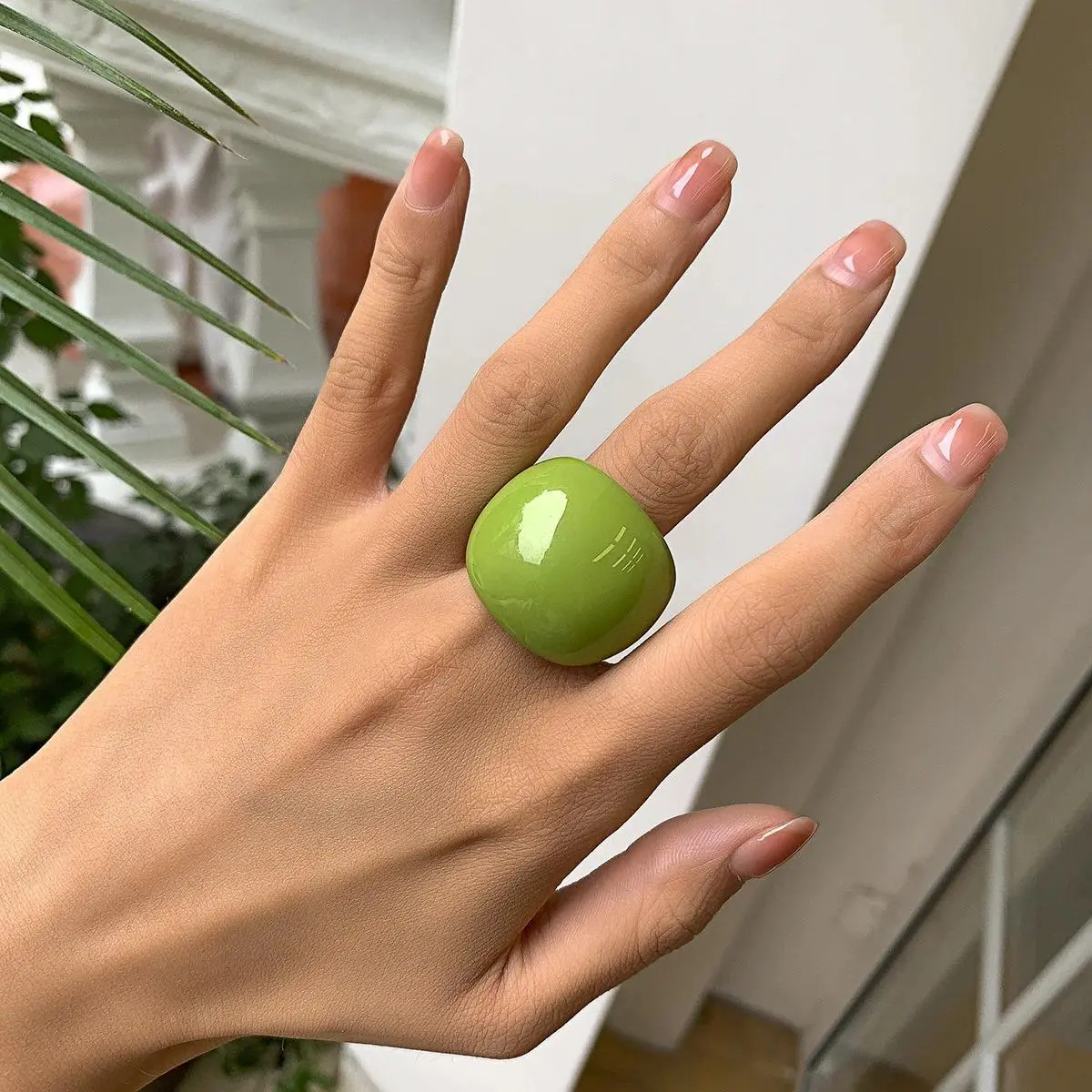 LATS Classic Candy Color Acrylic Exaggerated Geometric Ring for Women Resin Hand Jewelry Accessories Wholesale