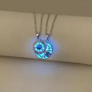 2-Piece Set Luminescent Mother-Daughter Necklaces with Dual Projected Sun-Moon Design 100 Languages Say 'I Love You' Jewelry